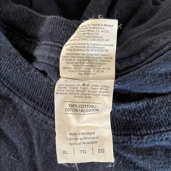 Well loved Richmond spiders, basketball long sleeve shirt men’s size XL - Picture 2 of 3